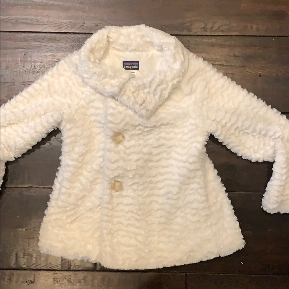 Patagonia girls coat